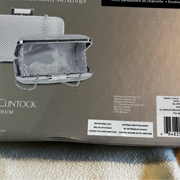 Silver clutch purse with chain strap - Picture 2 of 2